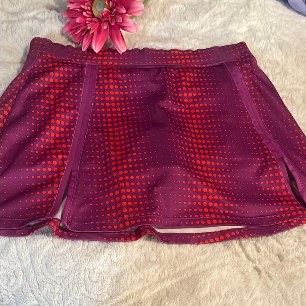 BCG TENNIS SKIRT SIZE MEDIUM